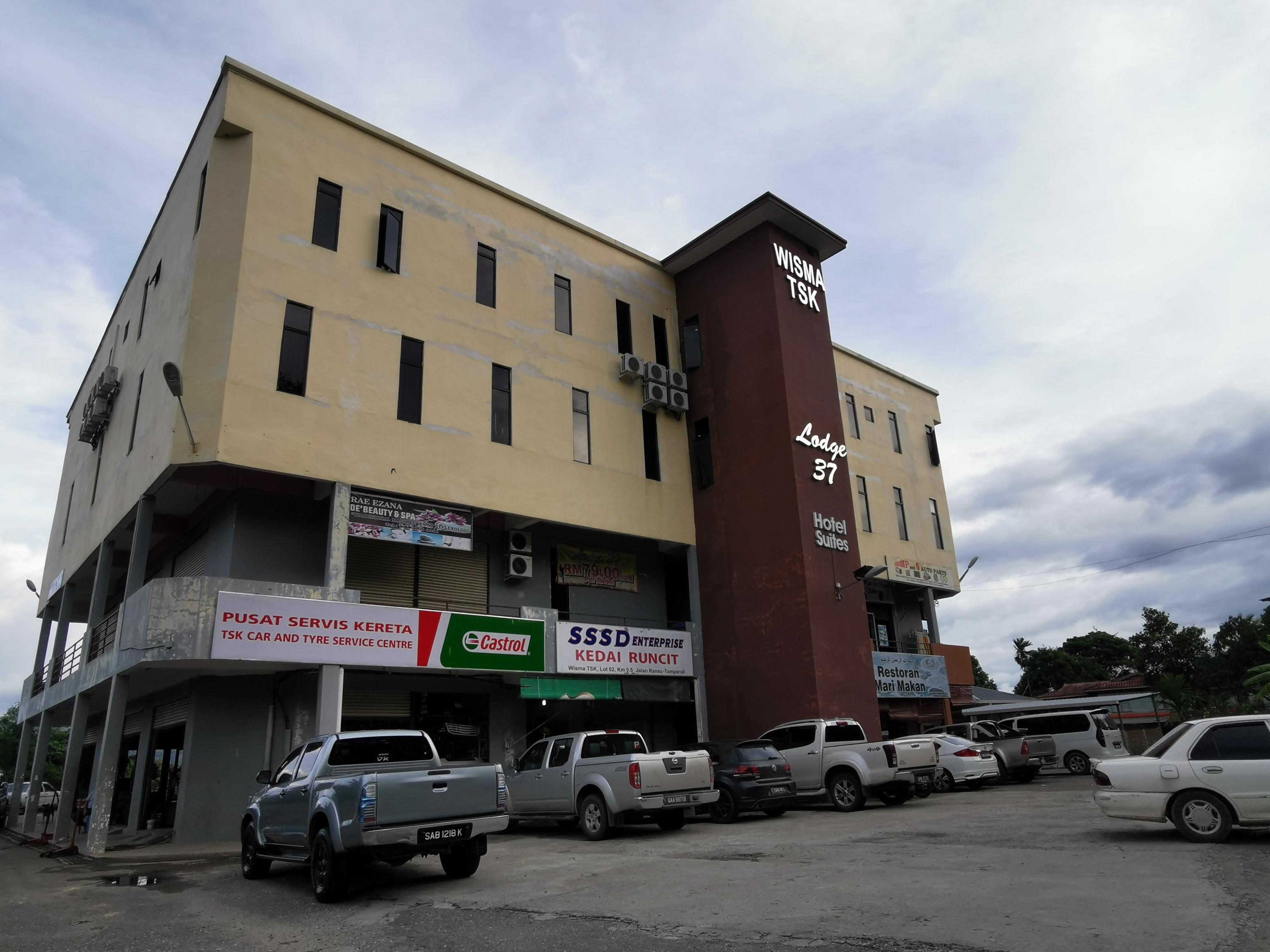Lodge 37T Ранау Екстериор снимка